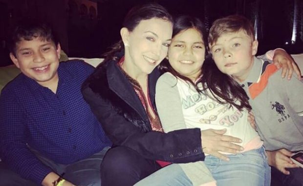 Laura Flores con sus hijos Ana Sofía, Patricio y Alejandro Foto: Instagram