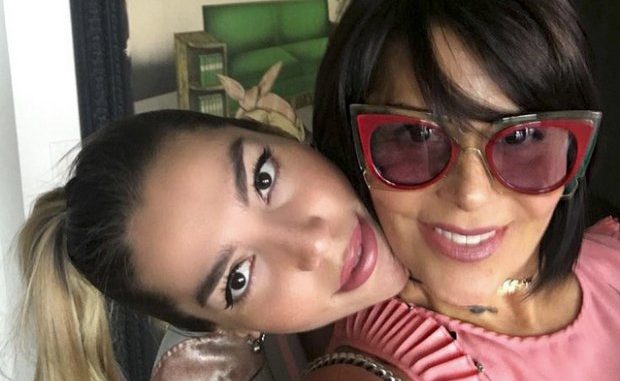 Alejandra Guzmán con su hija Frida Sofía