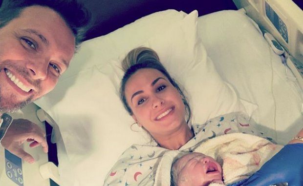 Pato Borguetti y Odalys Ramirez con su nuevo bebé