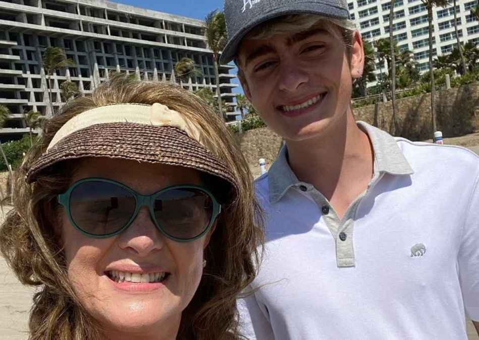 Erika Buenfil celebrates his wife’s celebrations by receiving many critical accolades