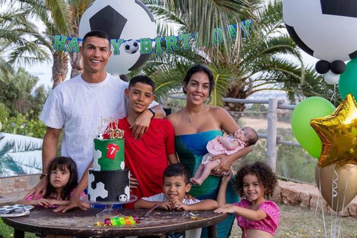Cristiano Ronaldo y su familia