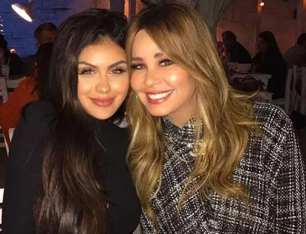 Alexa Y Su Mamá Myrka Dellanos