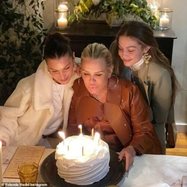Yolanda Hadid Cumpleaños