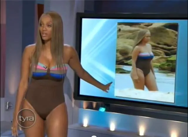Tyra Banks Y Su Polémico Traje De Baño