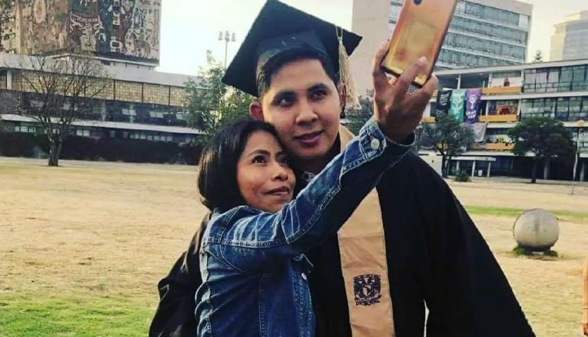 Yalitza Aparicio Y Su Novio André Montes