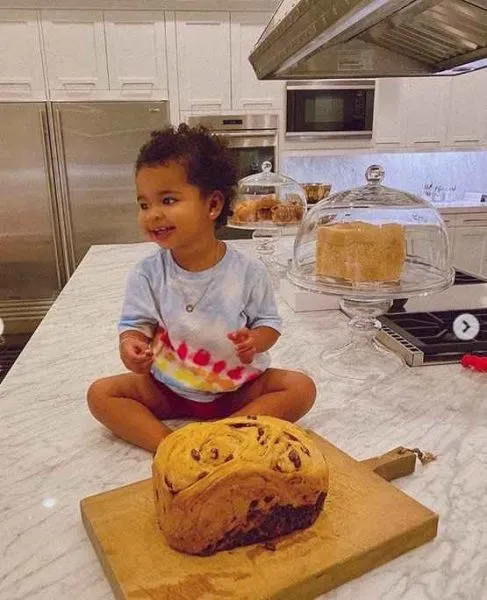 Khloe Kardashian Vende Su Mansión En California 1 3