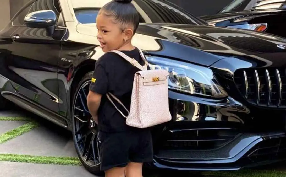 Stormi Webster En Su Primer Día De Escuela