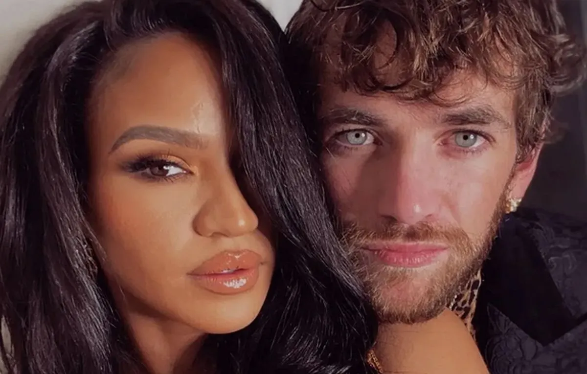 Cassie y su esposo Alex Fine