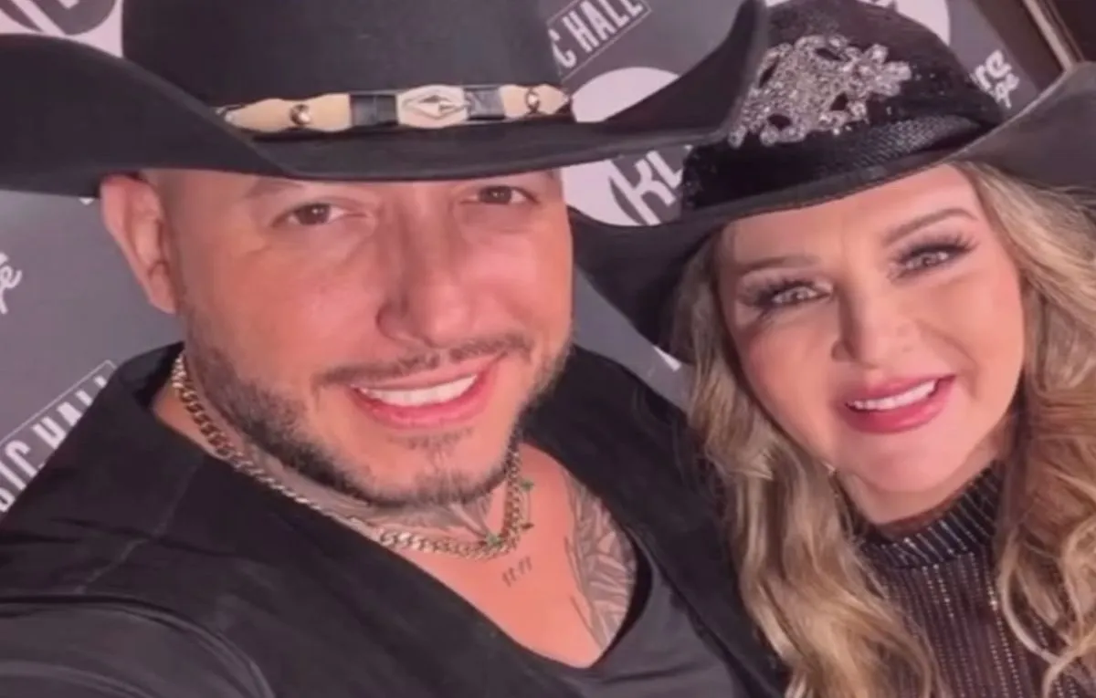 Cibad Hernández, Licha Villarreal